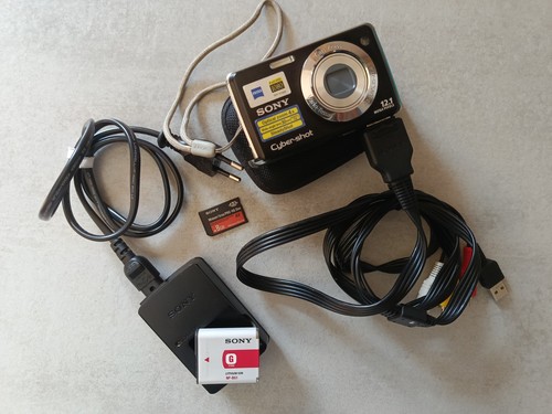 Digital compact camera - , sony