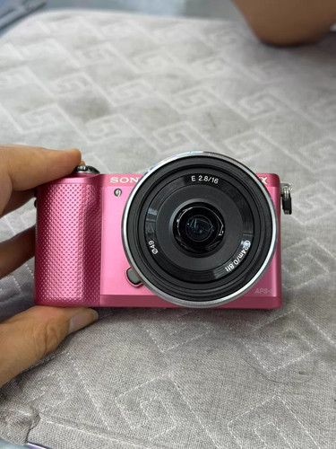 Sony alpha a5000 - sony,